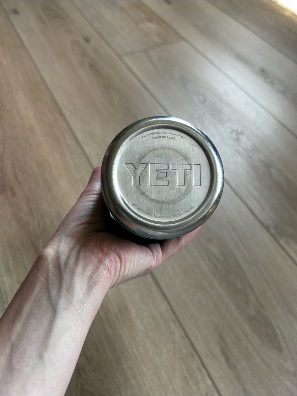 Yeti Aquifer Blue 26 oz Rambler Bottle - Picture 3 of 3
